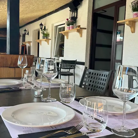 Hotel Restaurant Sjor Luka 4*