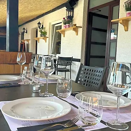 Restaurant Sjor Luka ホテル